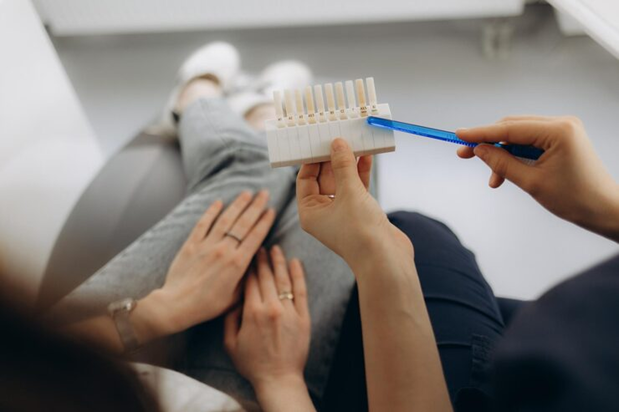 What to Do with Sensitive Teeth after Veneers: Causes, Relief, and Tips